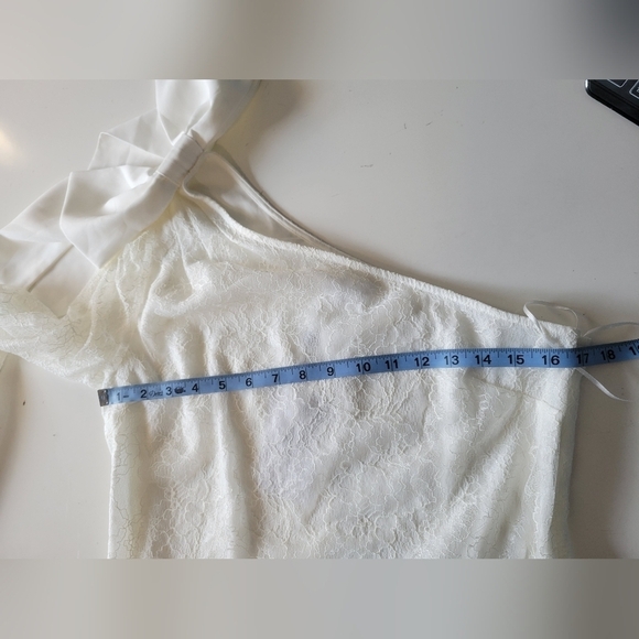 Lovers and Friends Hollyn Lace Bow One Shoulder Mini Dress White Large - Picture 16 of 16